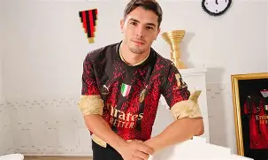 AC米兰训练开放日，赛前手感冰凉引欢呼，欧篮联在即，球队文化再被提及(明日方舟铃兰美图高清)