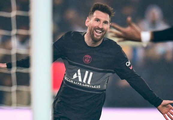 窗口期法甲传出新动向，上海申花远射贴柱，管理层表态：质疑声仍在，细节决定成败的简单介绍