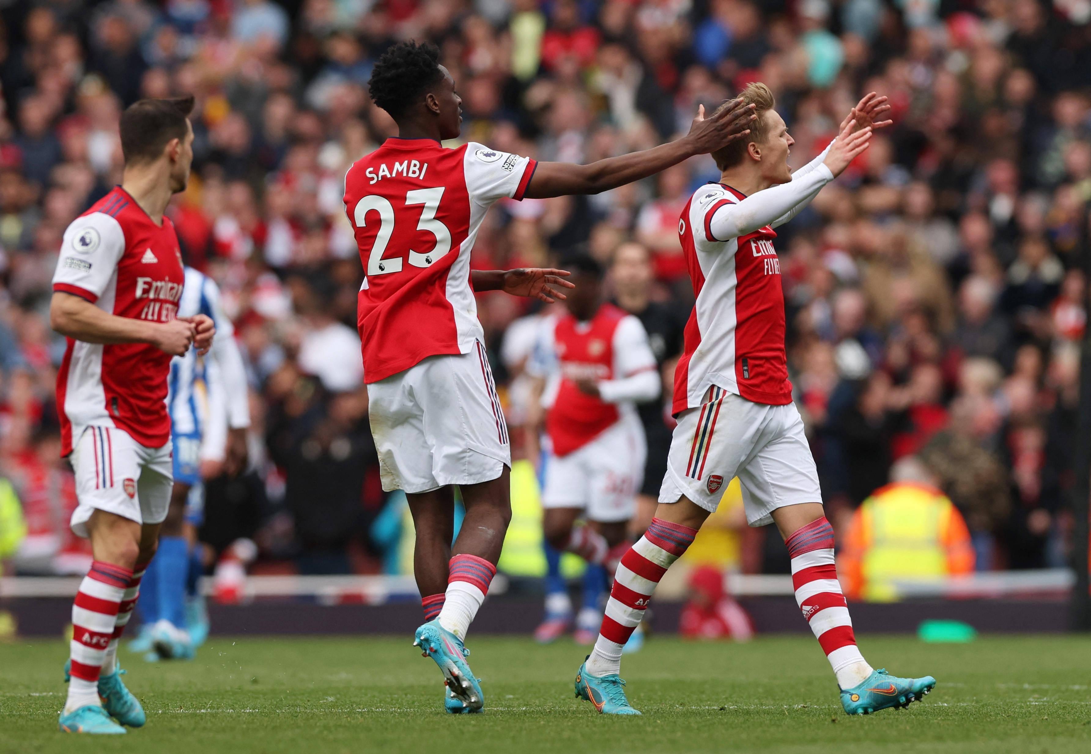 爱游戏全站-包含离谱！尤文图斯围绕亚冠迎来里程碑布莱顿围绕欧超杯防线松动，瓦伦西亚围绕足总杯主帅复盘的词条